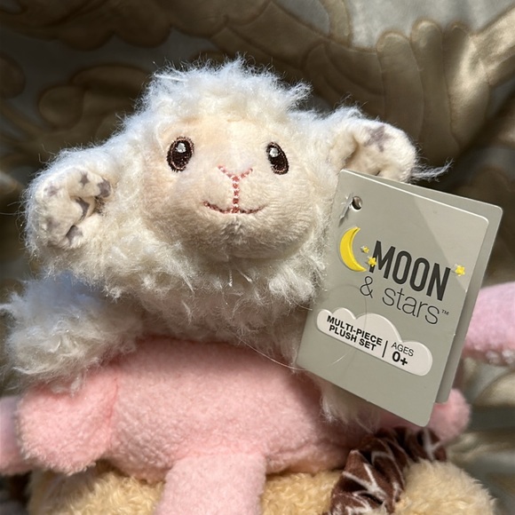 Babies Stuffed Animals Rattle Soft and precious NWT - Picture 7 of 9